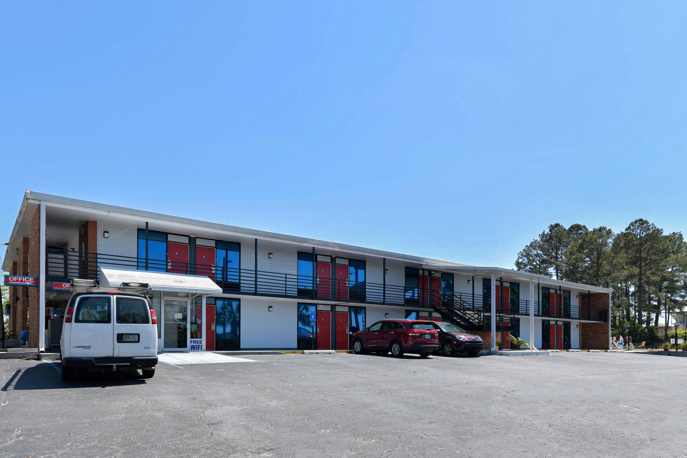 Oyo Hotel Valdosta Ga I-75 Exteriör bild